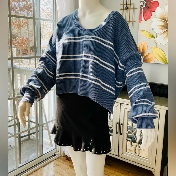 Aerie Blue and White Striped Chunky Drop Shoulder Slouchy Career Woman Medium - Picture 2 of 16